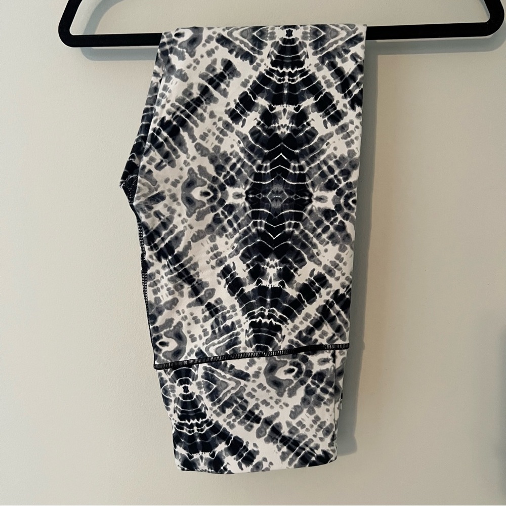 Victoria Sport by Victoria’s Secret Leggings - Like New